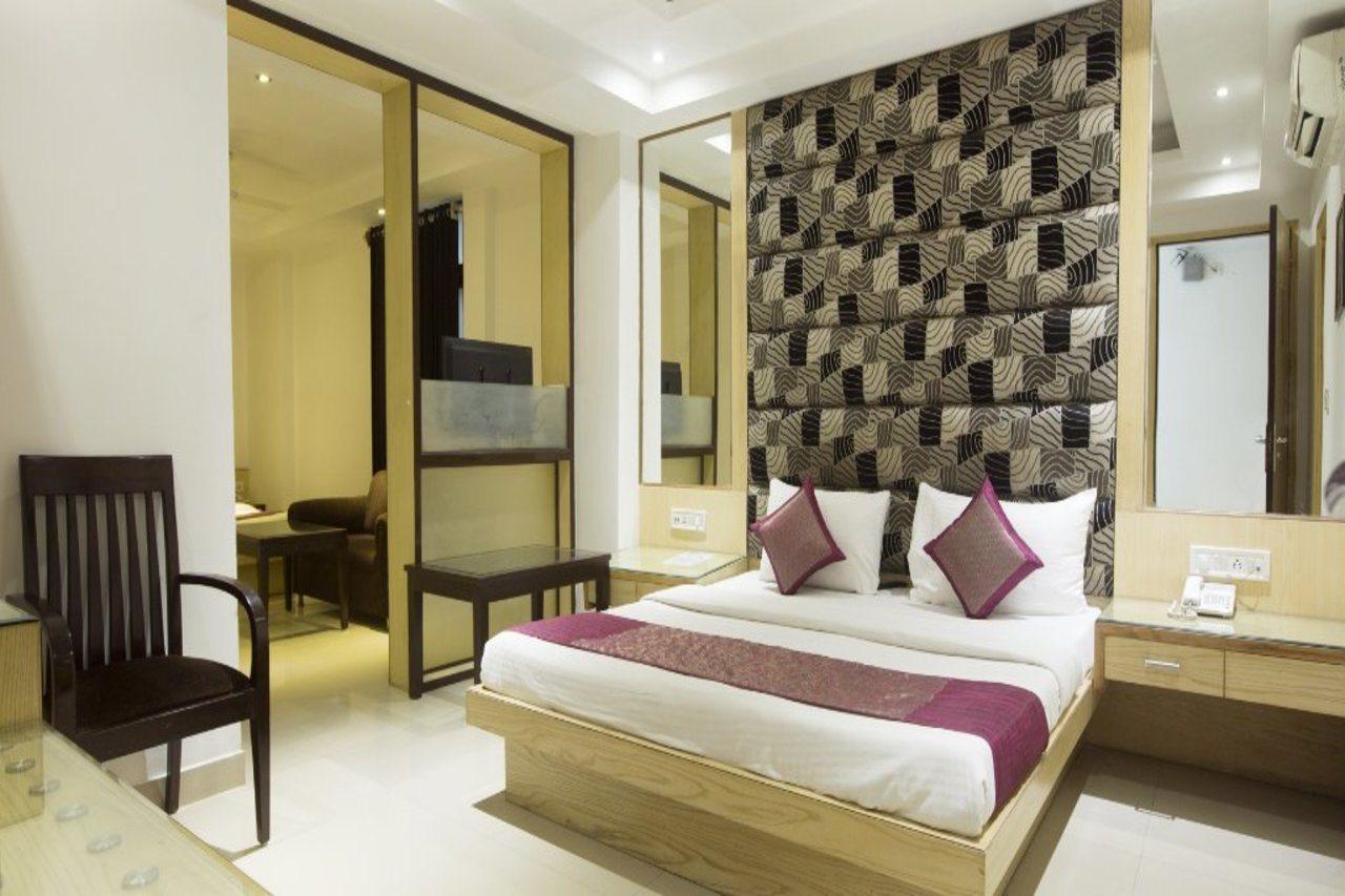 Hotel Krishna Deluxe-By Rcg Hotels New Delhi Ngoại thất bức ảnh
