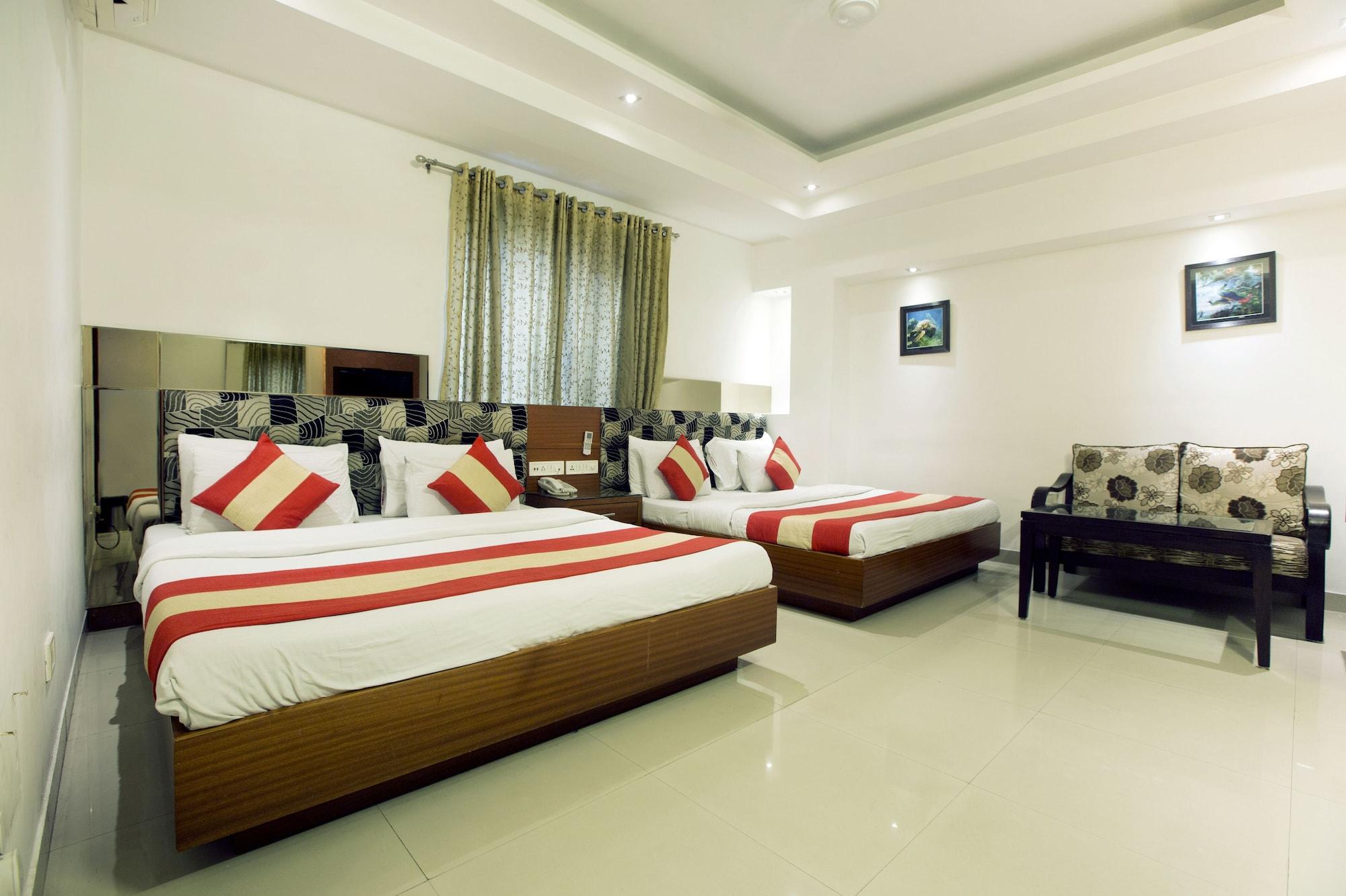 Hotel Krishna Deluxe-By Rcg Hotels New Delhi Ngoại thất bức ảnh