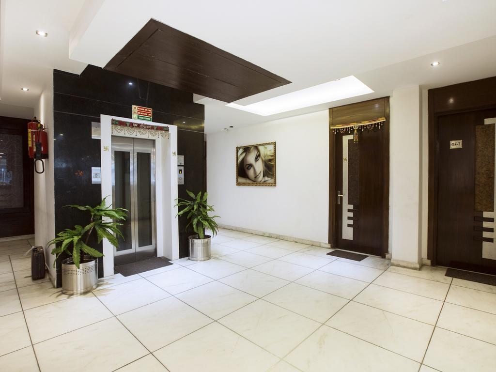 Hotel Krishna Deluxe-By Rcg Hotels New Delhi Ngoại thất bức ảnh